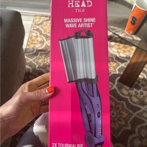 TIGI Bed Head Wave Artist in Purple and Silver